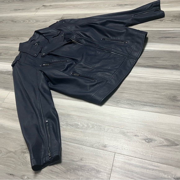 Navy jacket - Picture 2 of 8